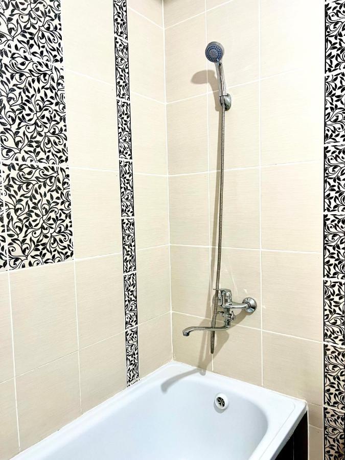 Hyat Apartment Бишкек Екстериор снимка