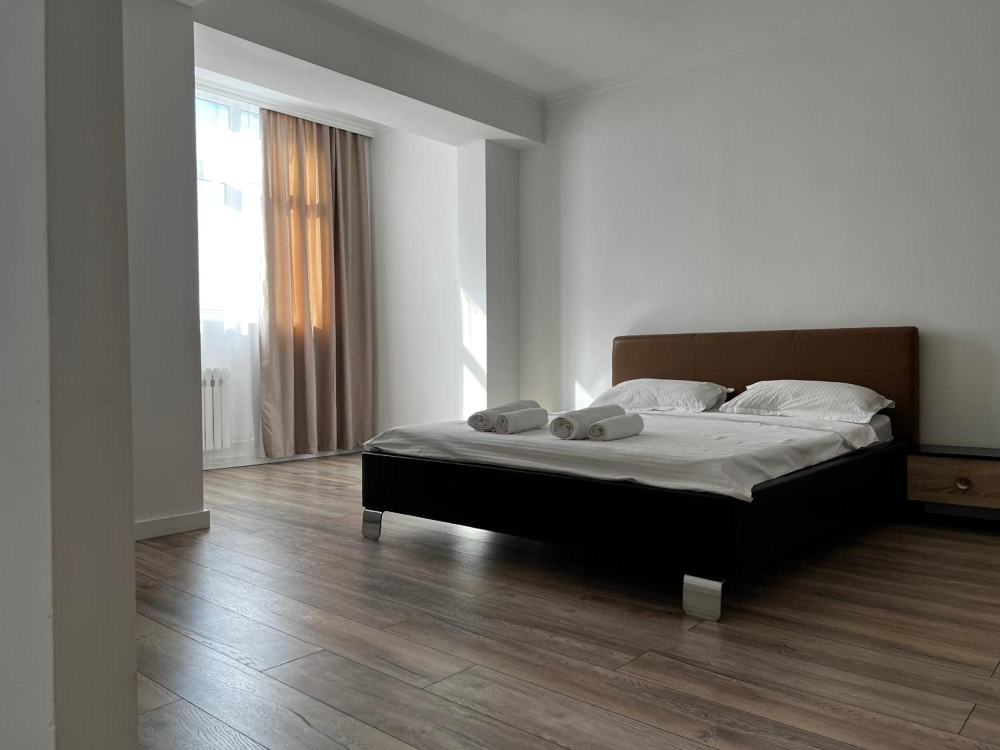 Hyat Apartment Бишкек Екстериор снимка